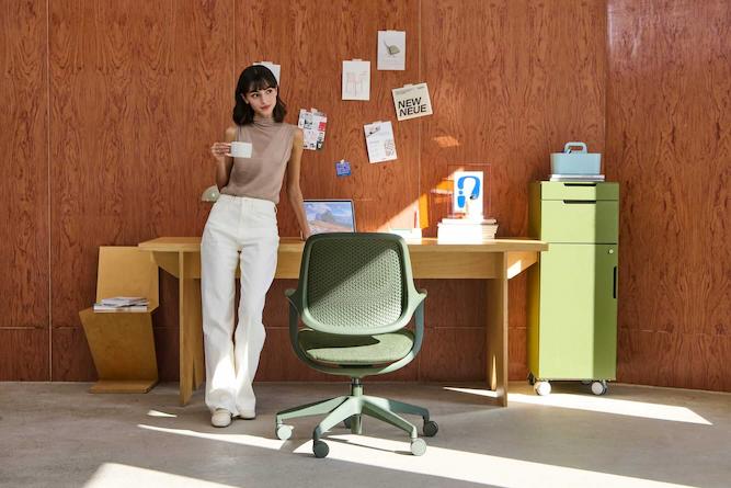 Uxbridge Meeting Chair - Ergometric