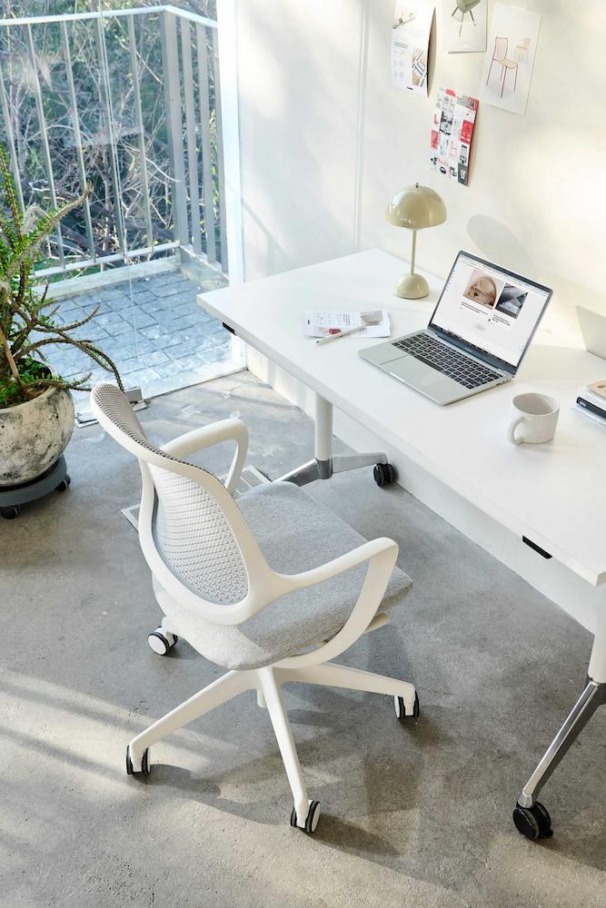 Uxbridge Meeting Chair - Ergometric